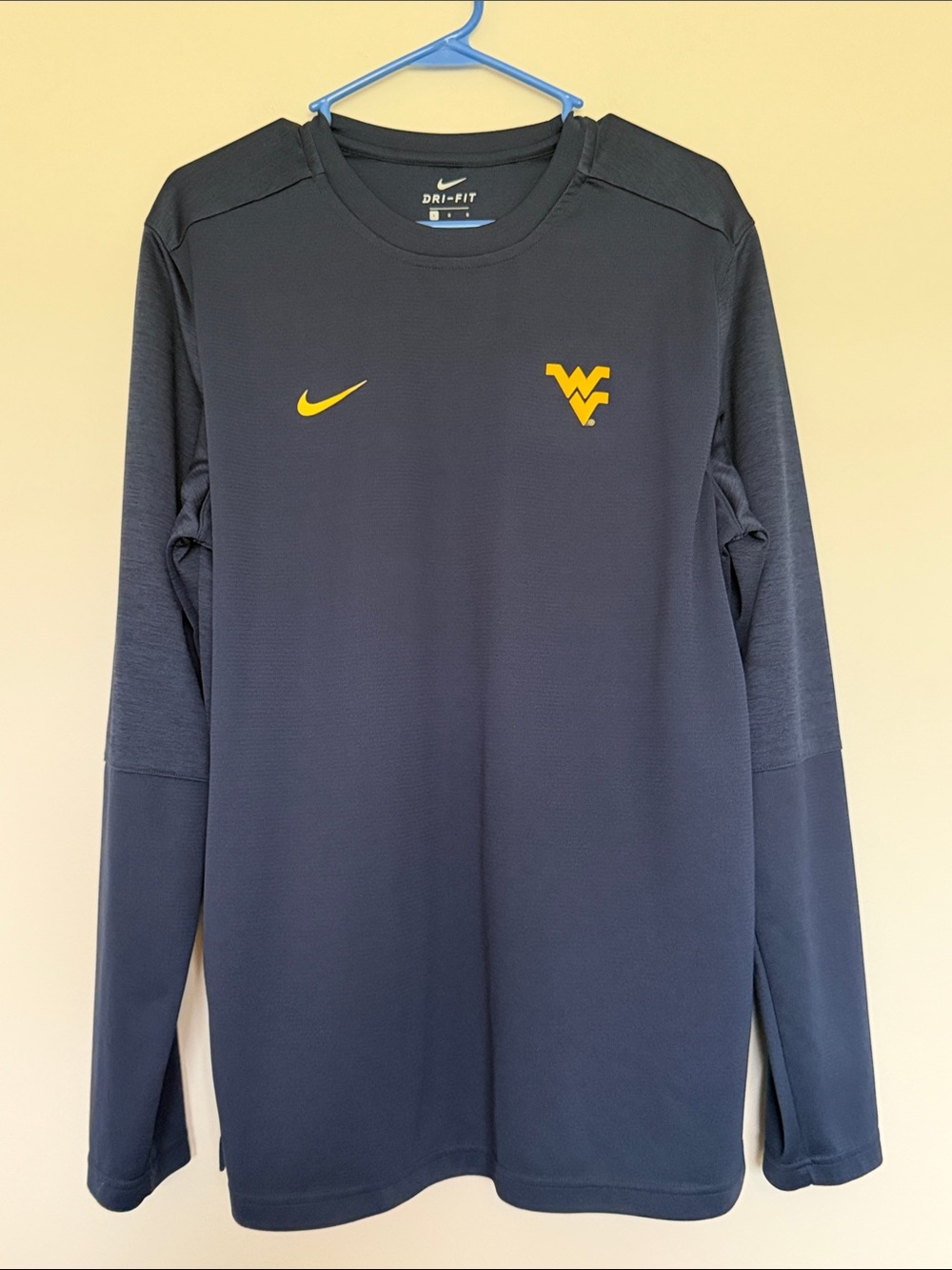 💙💛 Nike WVU Mountaineers Dri-FIT Long Sleeve Shirt Men’s Large
